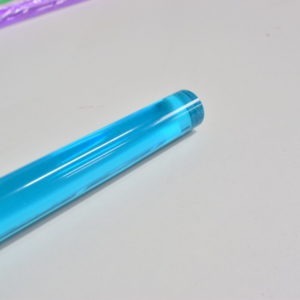 Tige plexiglas bleu clair