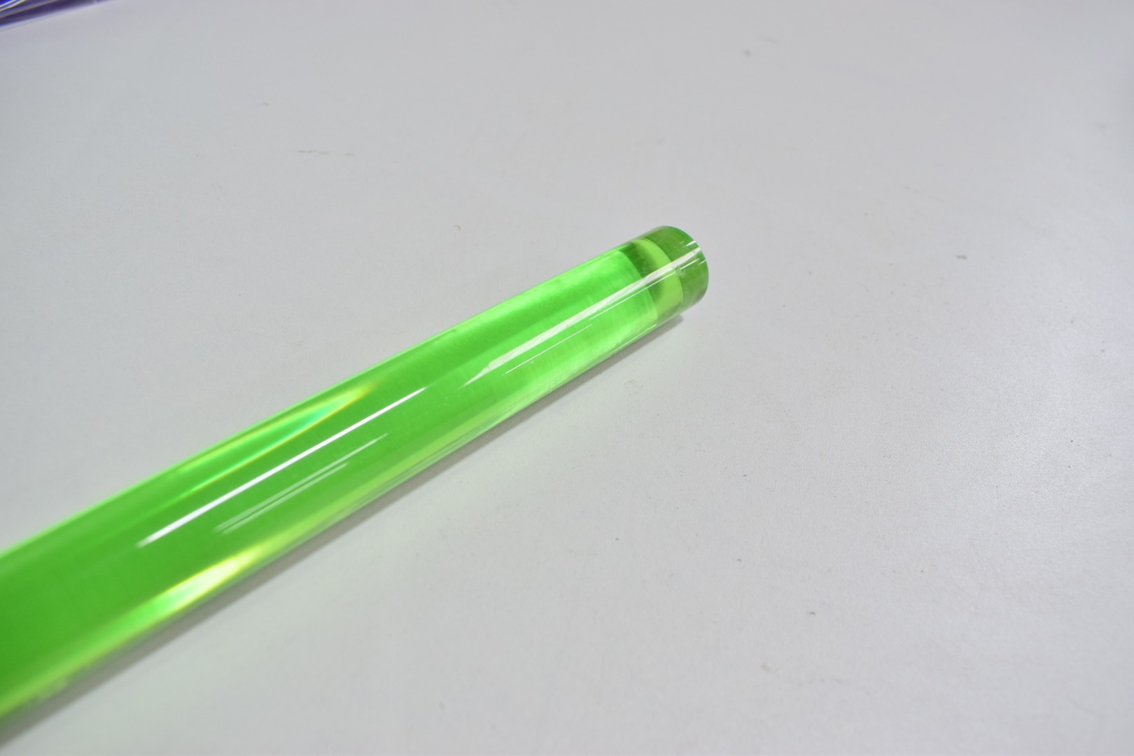 Tige plexiglas vert.