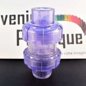 Clapet anti-retour PVC transparent.