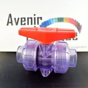 Tuyauterie PVC transparente.